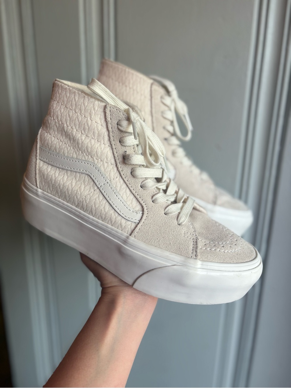 Vans Women's Sk8-Hi Platform Sneakers in Cream Size 7
